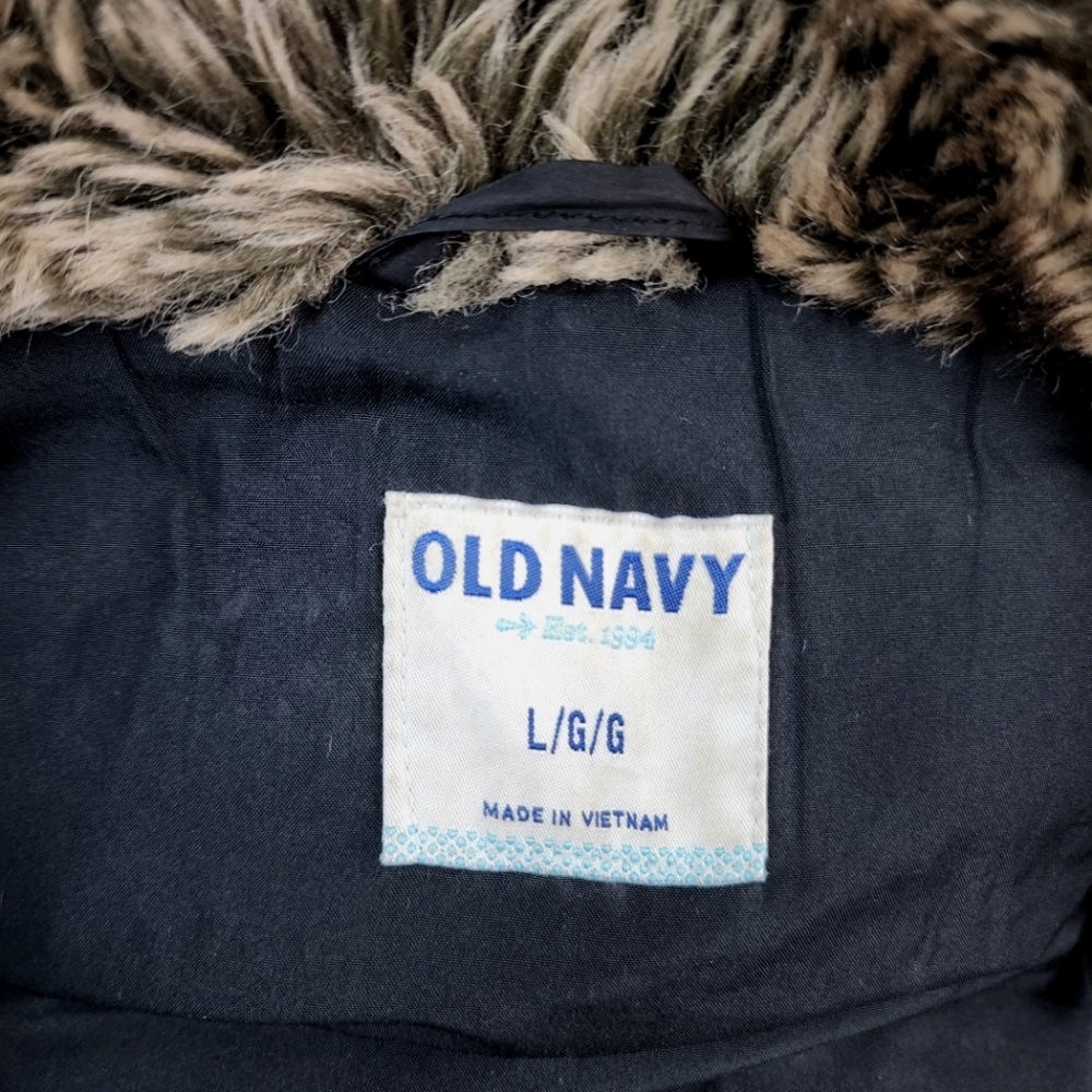 Vintage Style Large Old Navy Black Puffer Jacket with Faux Fur Collar Size L - Picture 5 of 5